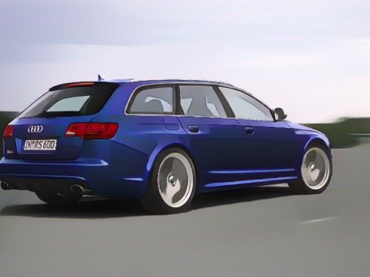 Despite its sporty looks, the RS6 Avant is a wolf in sheep's clothing.