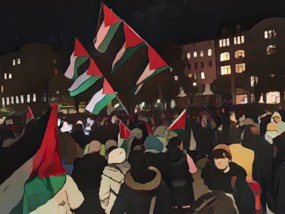 Einige Teilnehmer des Schweigemarsches schwenkten die palästinische Flagge
