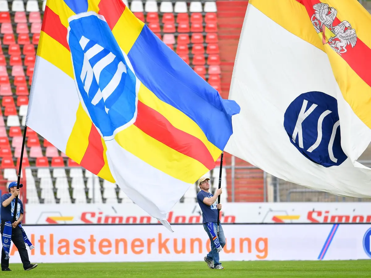 Le Karlsruher Sc Reprendra La Comp Tition Avec Les Moins De Ans En