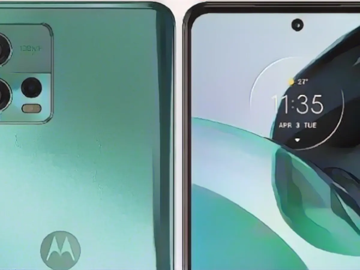 The Motorola Moto G72 lasts a very long time.