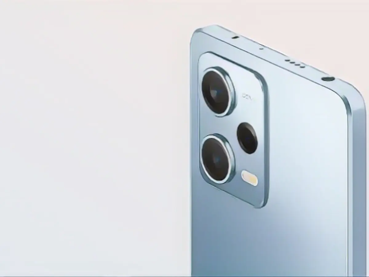 Xiaomi Redmi Note 12 Pro - один из немногих доступных смартфонов с хорошими камерами.