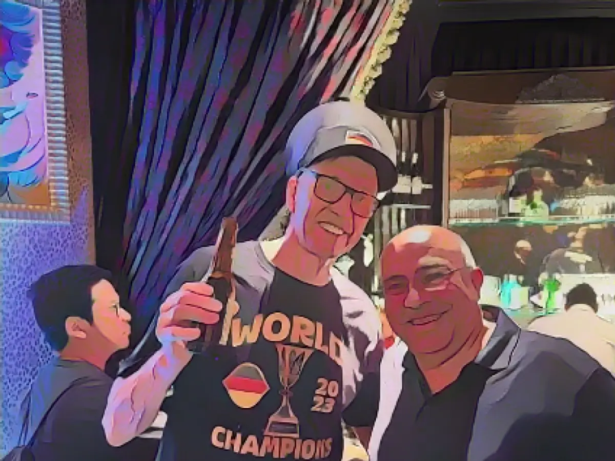Entrepreneur Mayk Taherian and national coach Gordon Herbert