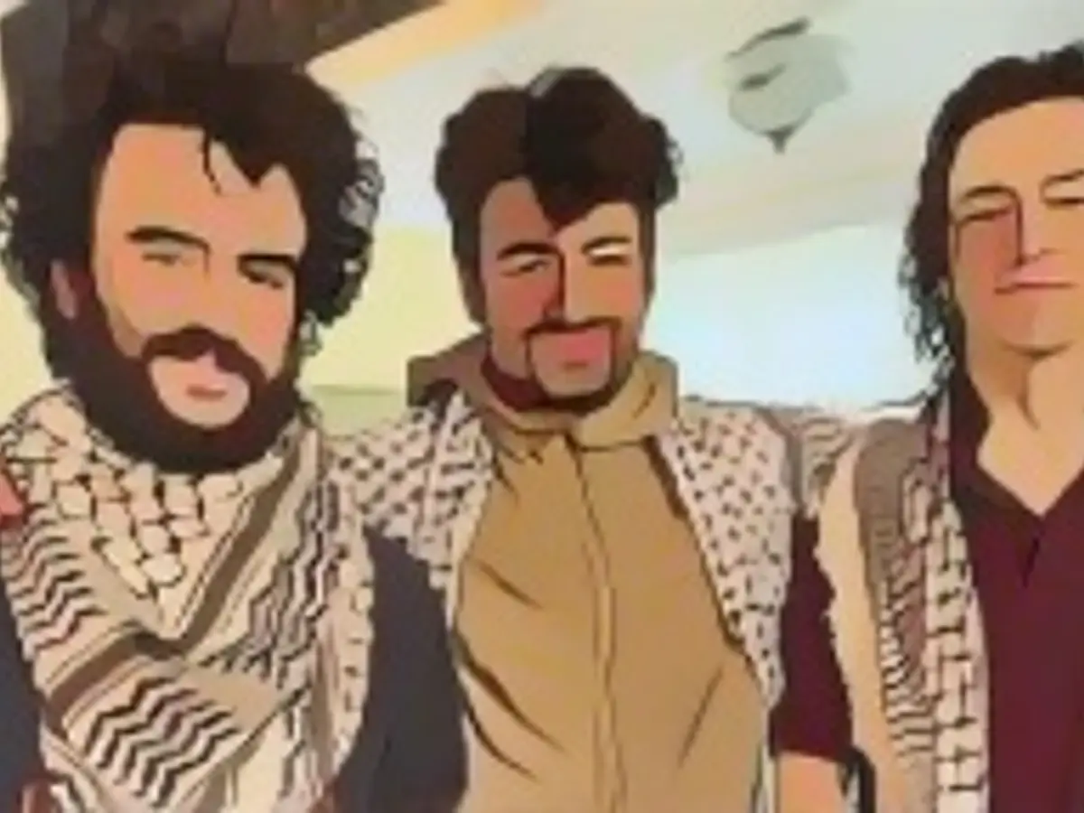 De izquierda a derecha, Tahseen Ali Ahmad, Kinnan Abdalhamid y Hisham Awartani.