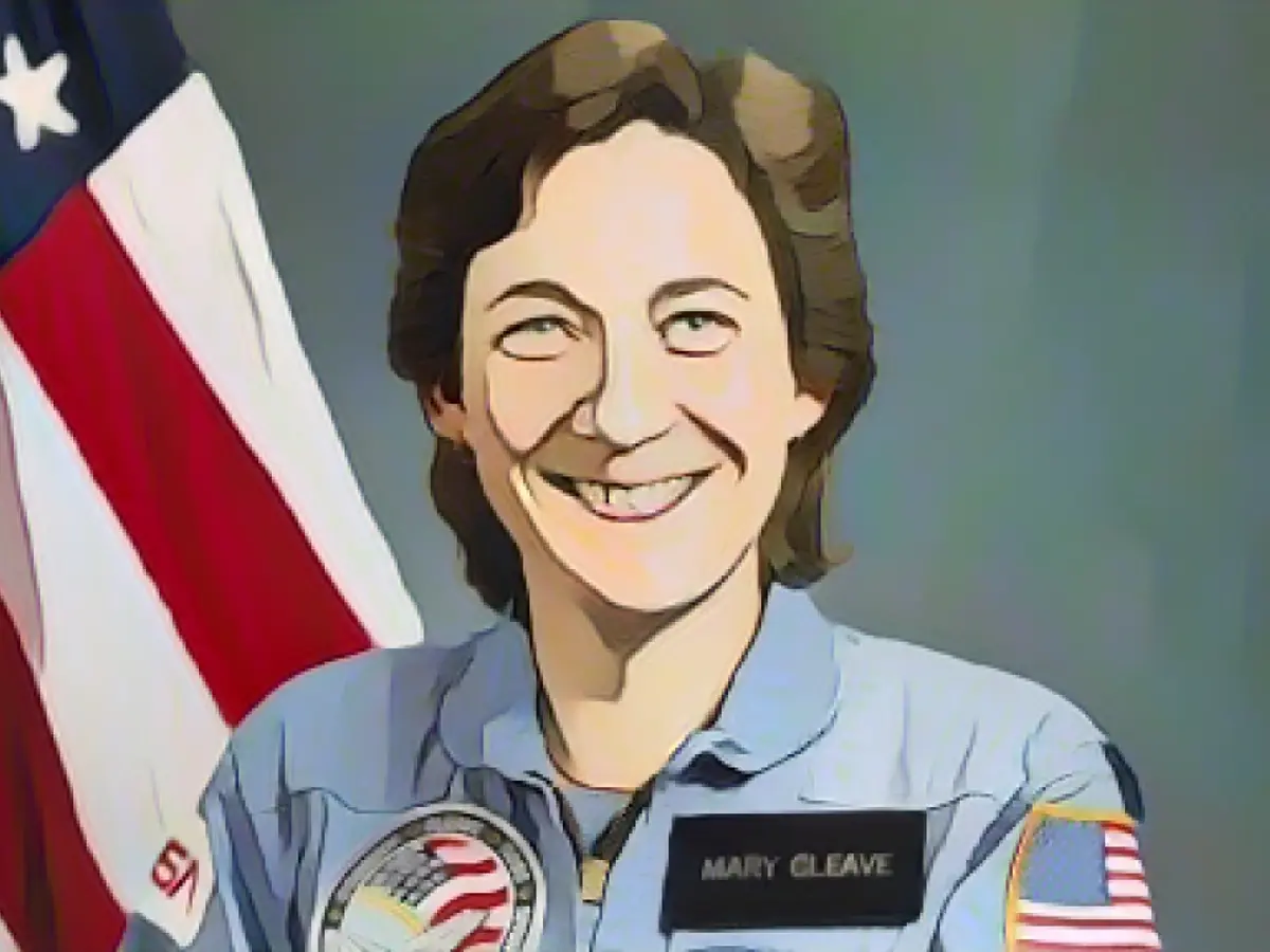 Mary Cleave, astronaute de la NASA, photographiée le 8 avril 1985.