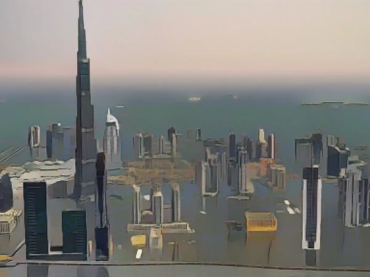 O ilustrație fotografică a clădirii Burj Khalifa din Dubai, Emiratele Arabe Unite, în cazul în care ne menținem traiectoria actuală a emisiilor de dioxid de carbon (încălzire globală de 3°C).

Aceste ilustrații fotografice arată proiecțiile privind nivelul viitor al mării la Burj Khalifa din Dubai, Emiratele Arabe Unite, ca urmare a încălzirii globale cauzate de om, în două scenarii diferite. Alegerile în materie de climă și energie din următoarele câteva decenii ar putea stabili destinația, dar momentul creșterii este mai dificil de proiectat: aceste niveluri ale mării ar putea dura sute de ani pentru a se realiza pe deplin.