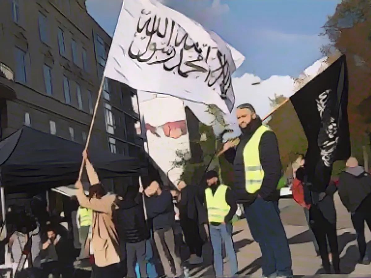 Islamists Show Support for Hizb ut-Tahrir in Copenhagen Islamist Rally in Copenhagen