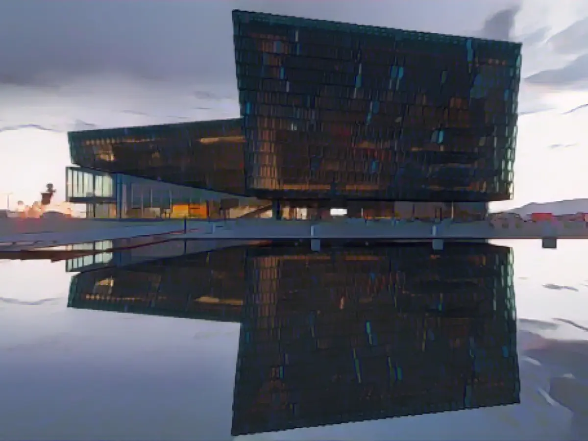 Harpa, ein Konzertsaal und Konferenzzentrum in Reykjavik, Island.