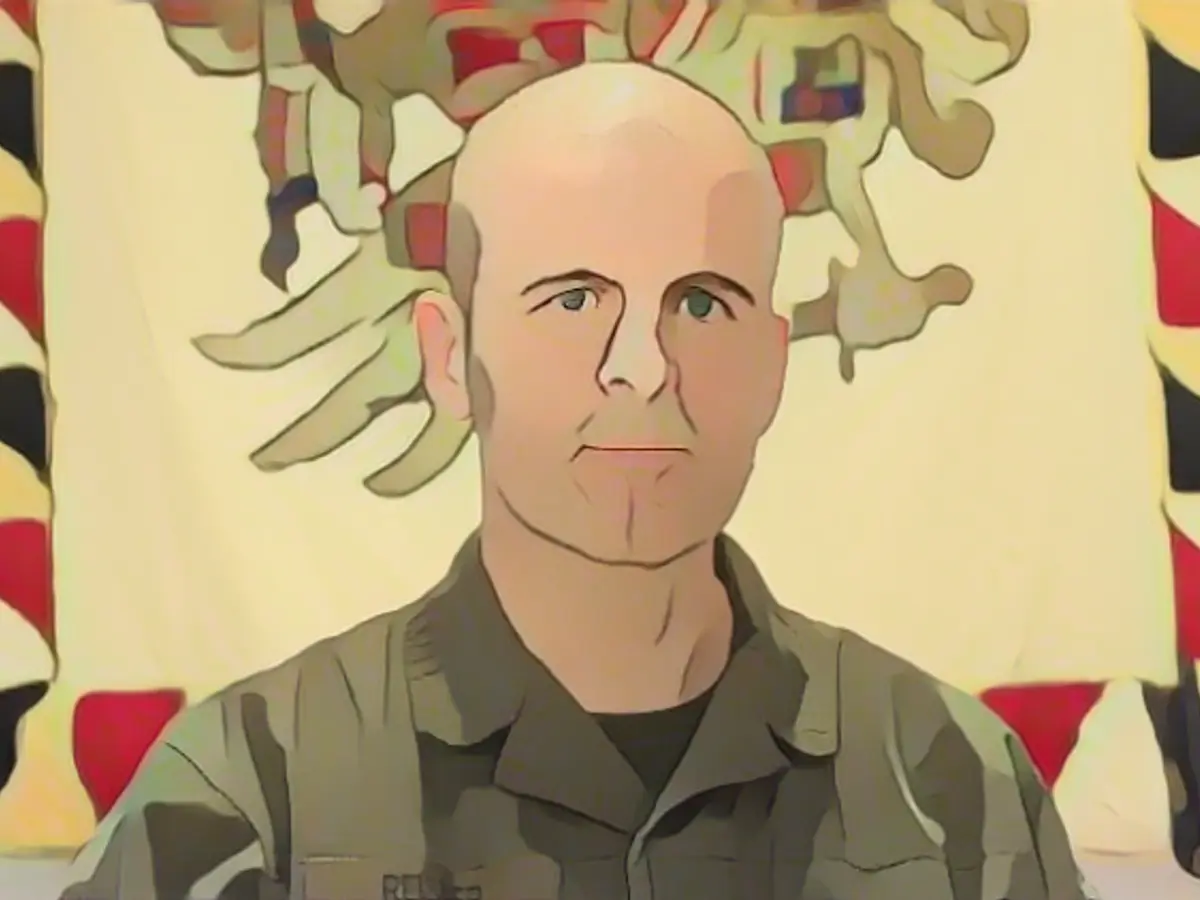 Markus Reisner est colonel de l'armée autrichienne et analyse chaque lundi pour ntv.de la situation de guerre en Ukraine.