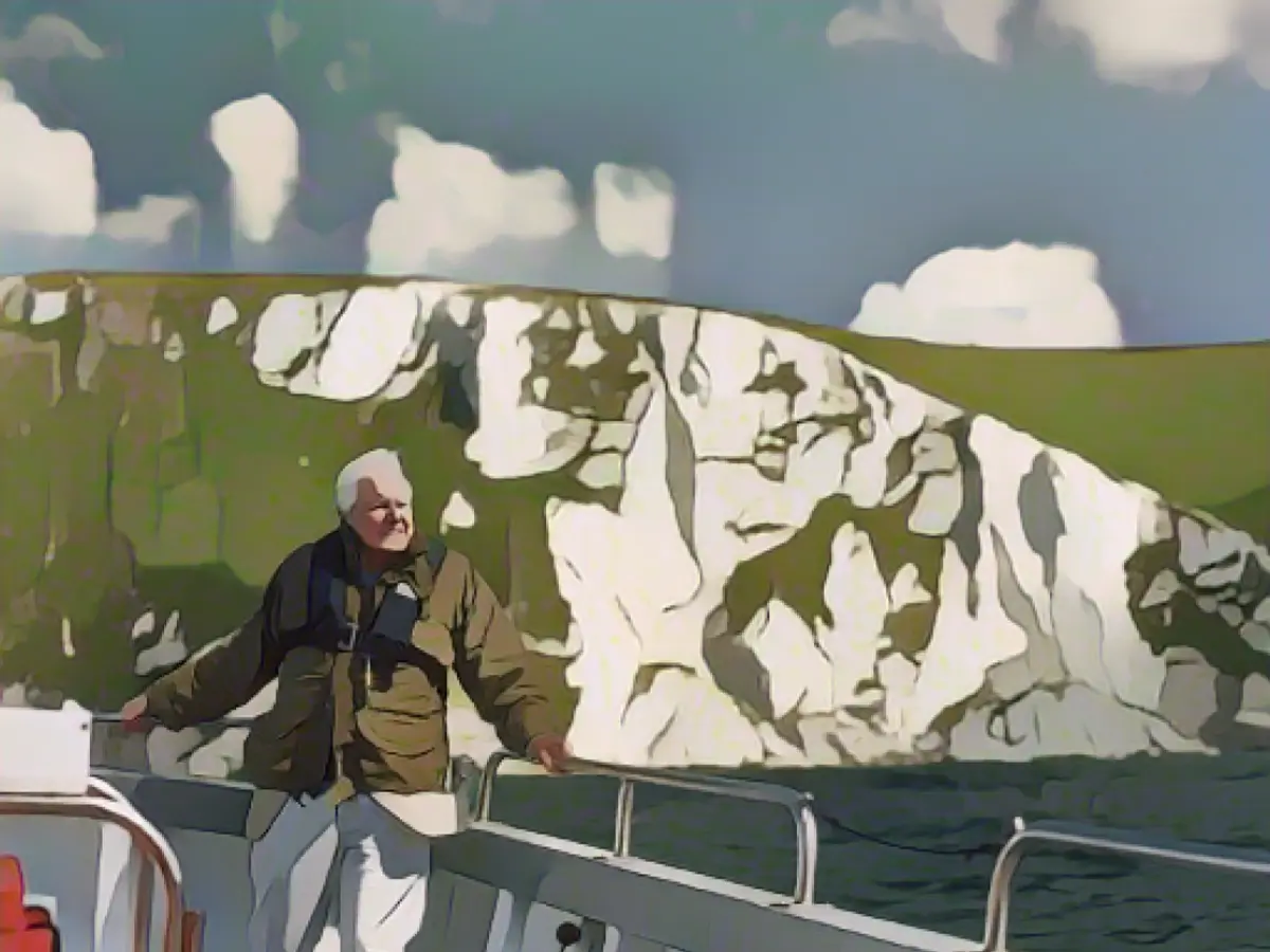 Sir David Attenborough presenta el documental de la BBC 