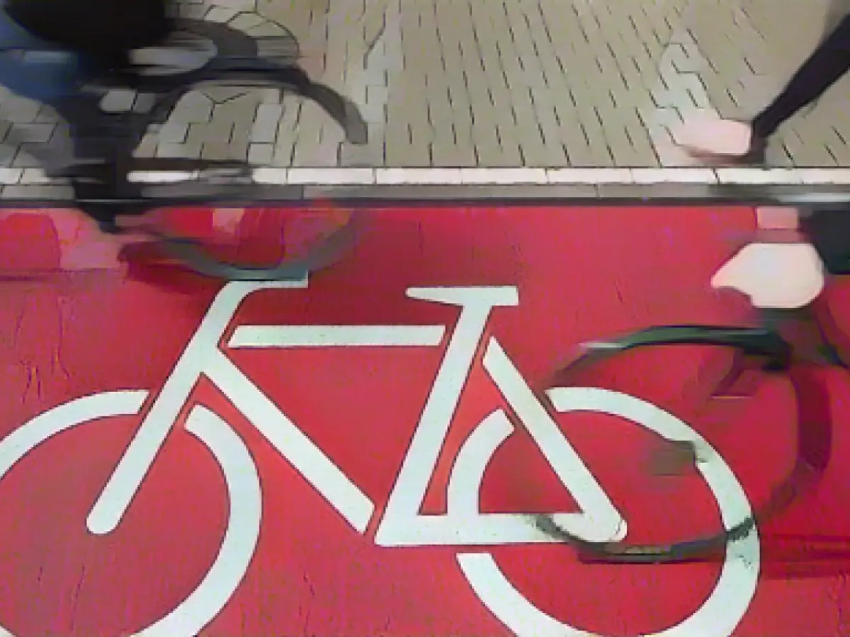 Tour of Germany for professional cyclists ends in Saarbrücken in 2025