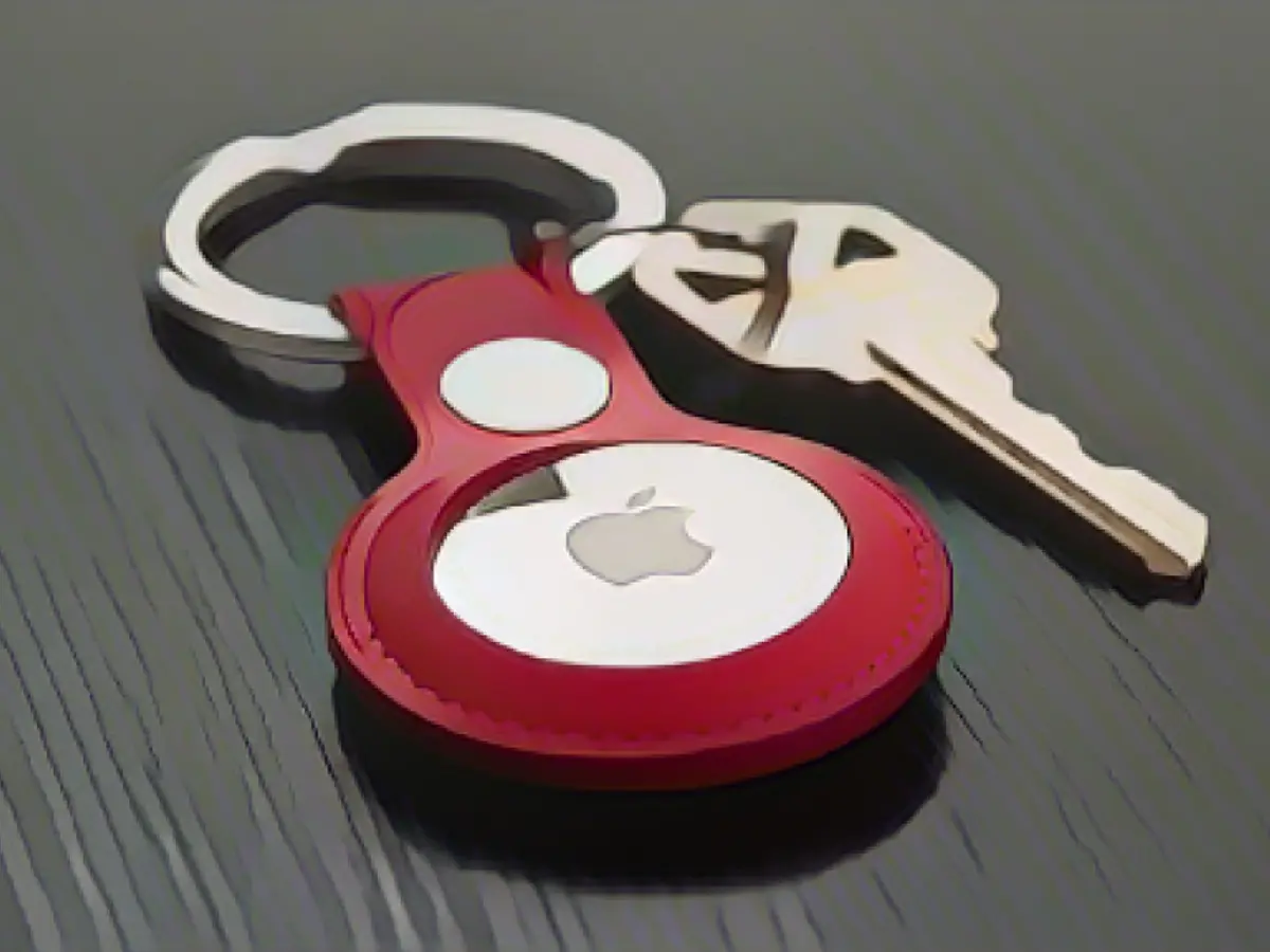 How Long an AirTag’s Battery Lasts (and How to Change It)