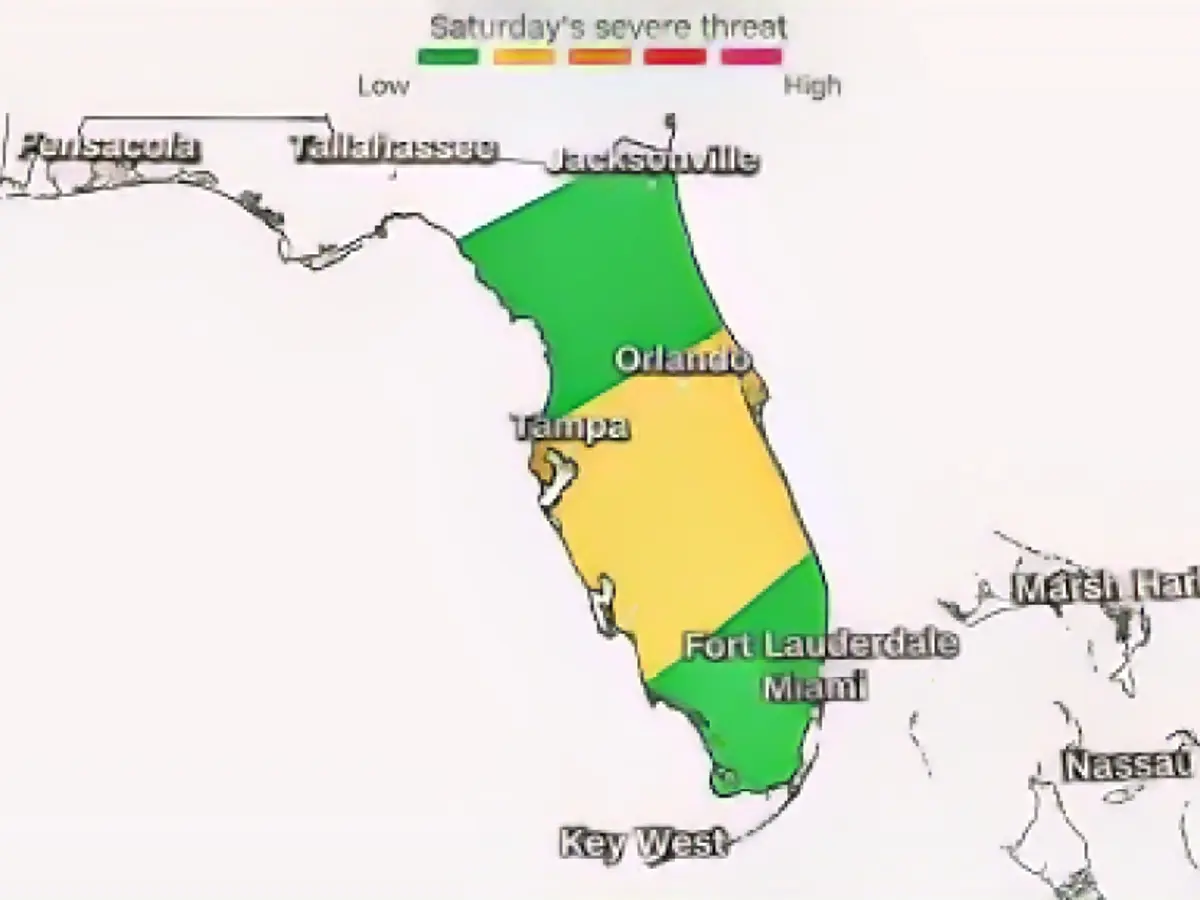 Sâmbătă sunt posibile furtuni puternice în toată Florida.