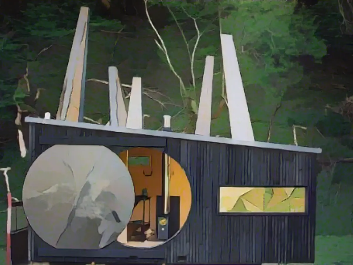 Animated Forest ist Teil von Epic Retreats, einem Projekt in Wales, bei dem Anfang des Jahres acht Designerhütten durch die walisische Landschaft tourten.