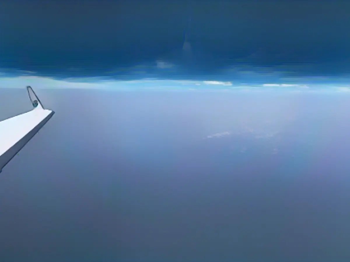 Вид с борта самолета NOAA 
