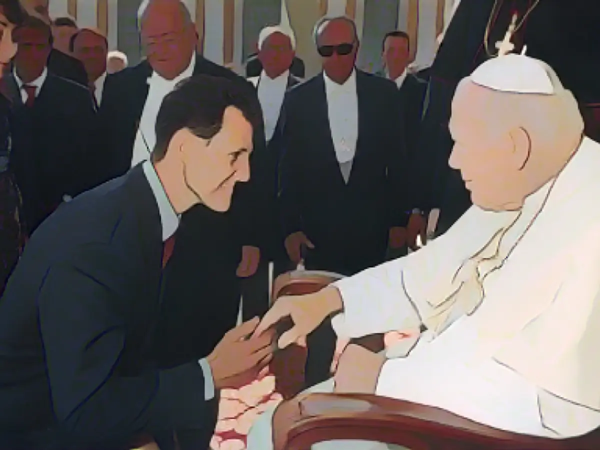 1999 traf Schumacher mit Papst Johannes Paul II. zusammen.