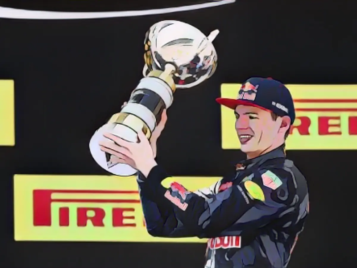 Max Verstappen, în vârstă de 18 ani, a devenit cel mai tânăr câștigător din istorie în Formula 1 după victoria din Marele Premiu al Spaniei.