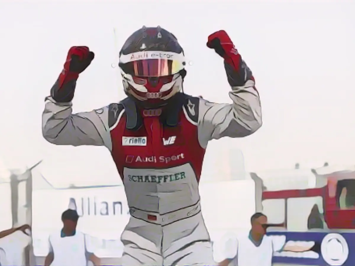 El alemán Daniel Abt logró su primera victoria en la Fórmula E en la quinta ronda del circuito en México, corriendo para Audi, el 3 de marzo de 2018.