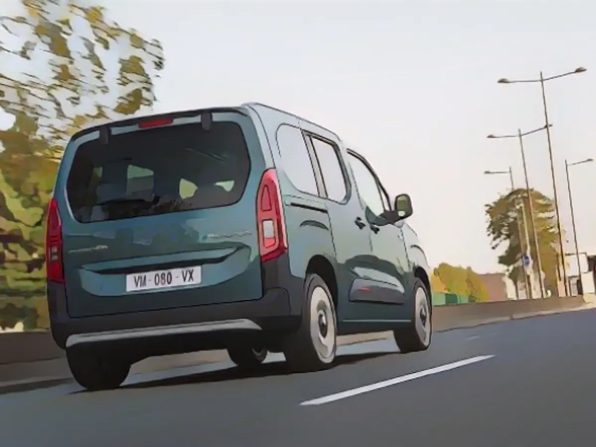 The boxy body of the E-Berlingo will also remain in model year 2024.