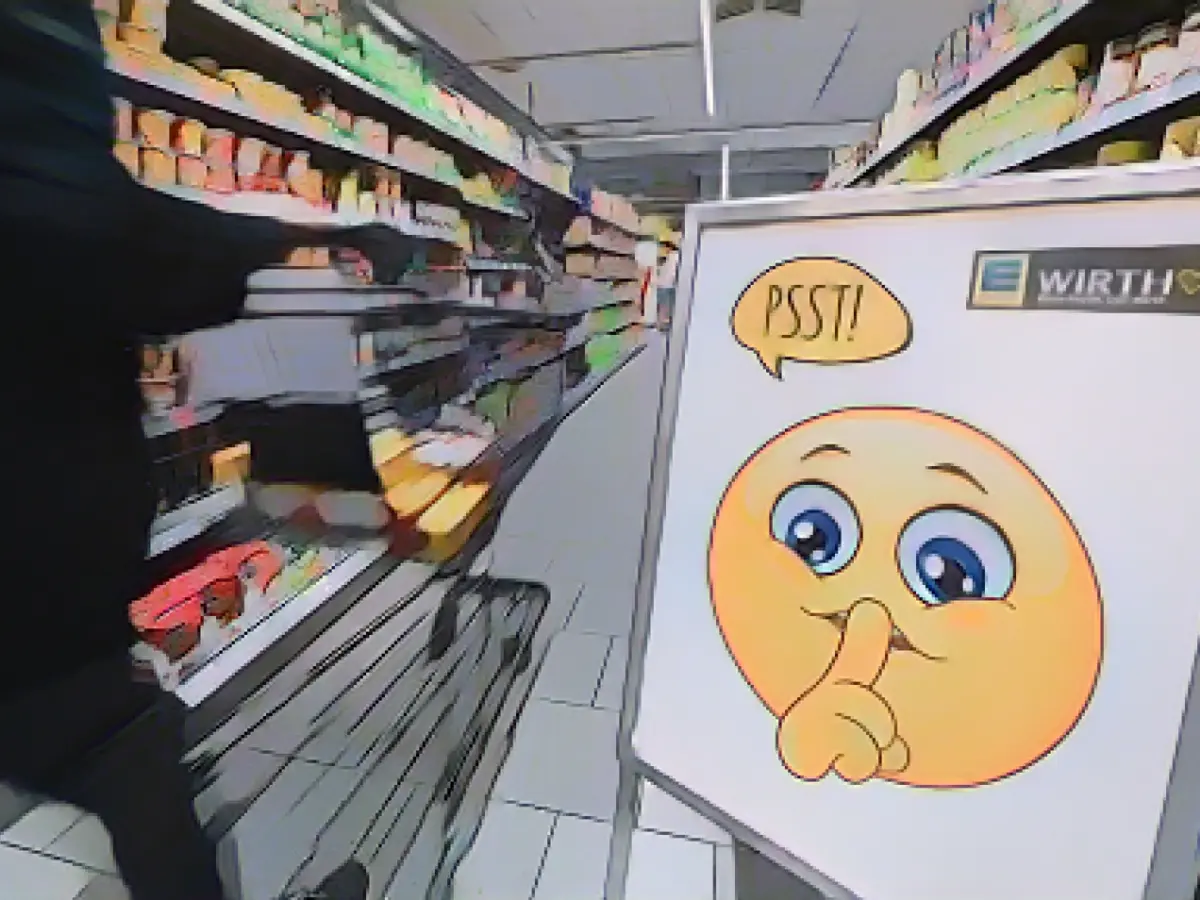 More and more supermarkets introduce "quiet hour"