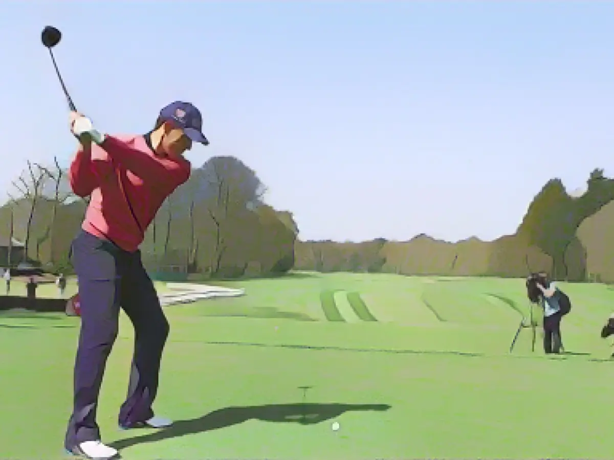 Top golf club revolts against new Chinese owners