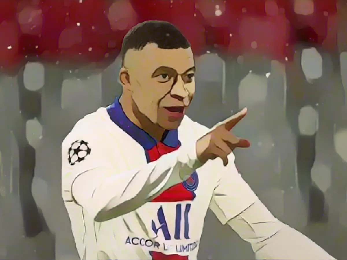 Kylian Mbappe feiert sein erstes Tor des Abends.