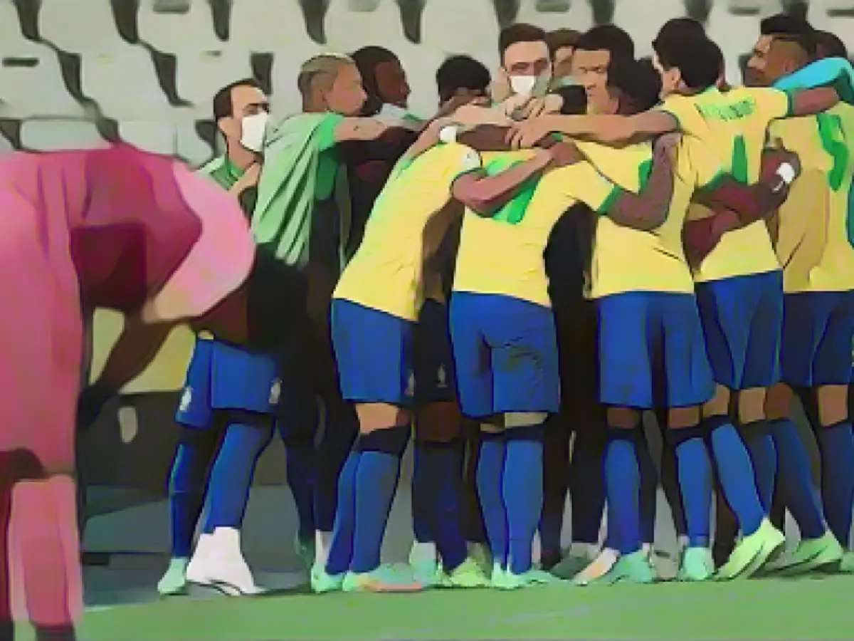 Бразилия отпраздновала выход в финал, где в воскресенье встретится с Аргентиной или Колумбией.