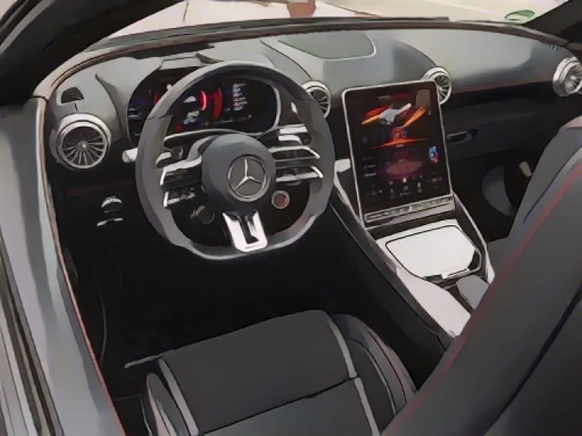 The interior of the new SL is characterized above all by a large display. And fine materials, of course.