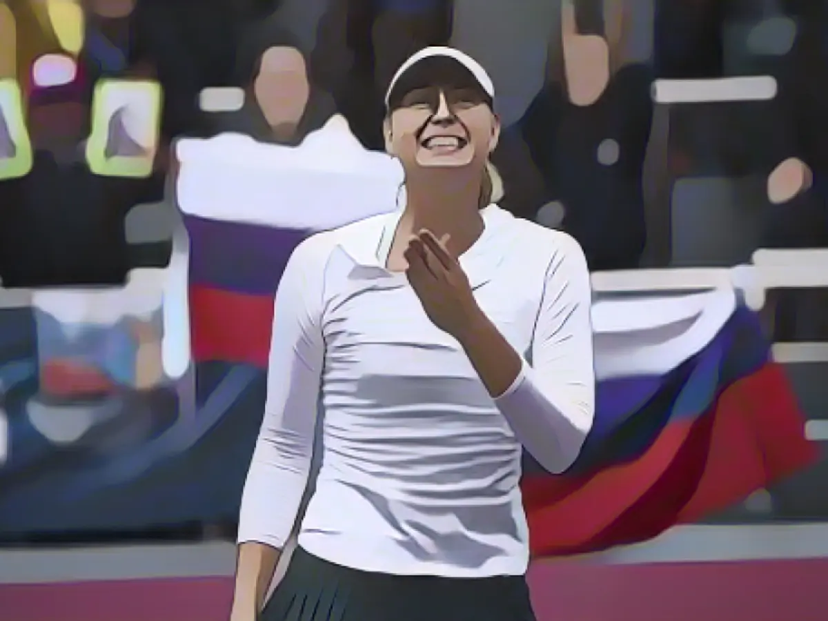 Printre cele mai importante momente ale lui Sharapova în 2017 se numără victoria în fața actualei nr. 1, Simona Halep, în primul tur la US Open și câștigarea unui titlu în China, în octombrie.