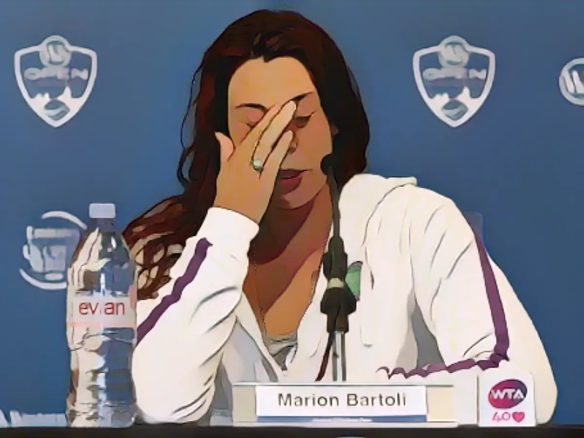 Совсем другой была Бартоли в Цинциннати в августе, когда она резко бросила теннис из-за травмы. 