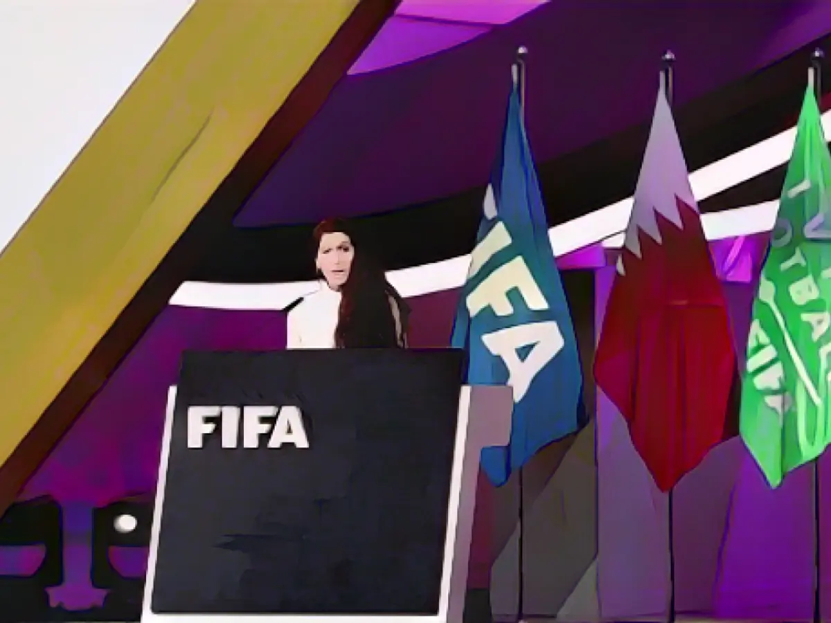 Klaveness spricht auf dem FIFA-Kongress, der im Doha Exhibition and Convention Center stattfindet.