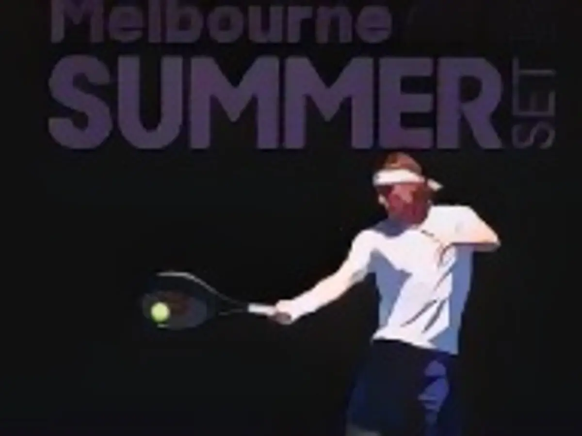 MELBOURNE, AUSTRALIA - 09 GENNAIO: il greco Stefanos Tsitsipas gioca un dritto in una sessione di allenamento durante il settimo giorno dei Melbourne Summer Events al Melbourne Park il 09 gennaio 2022 a Melbourne, Australia. (Foto di Daniel Pockett/Getty Images)