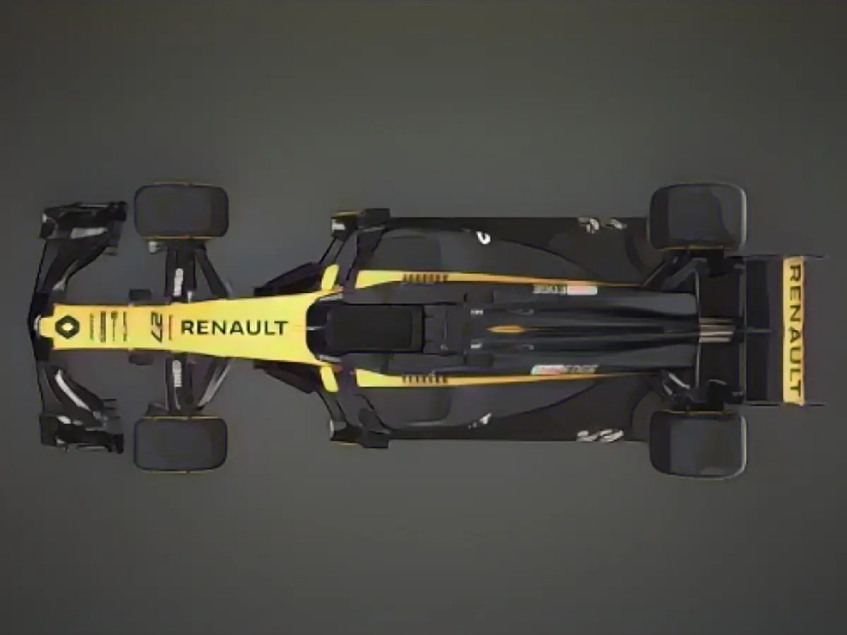 RS17 - первый автомобиль, полностью разработанный французской командой с тех пор, как она вернулась в качестве рабочей команды, поглотив Lotus в прошлом году. 