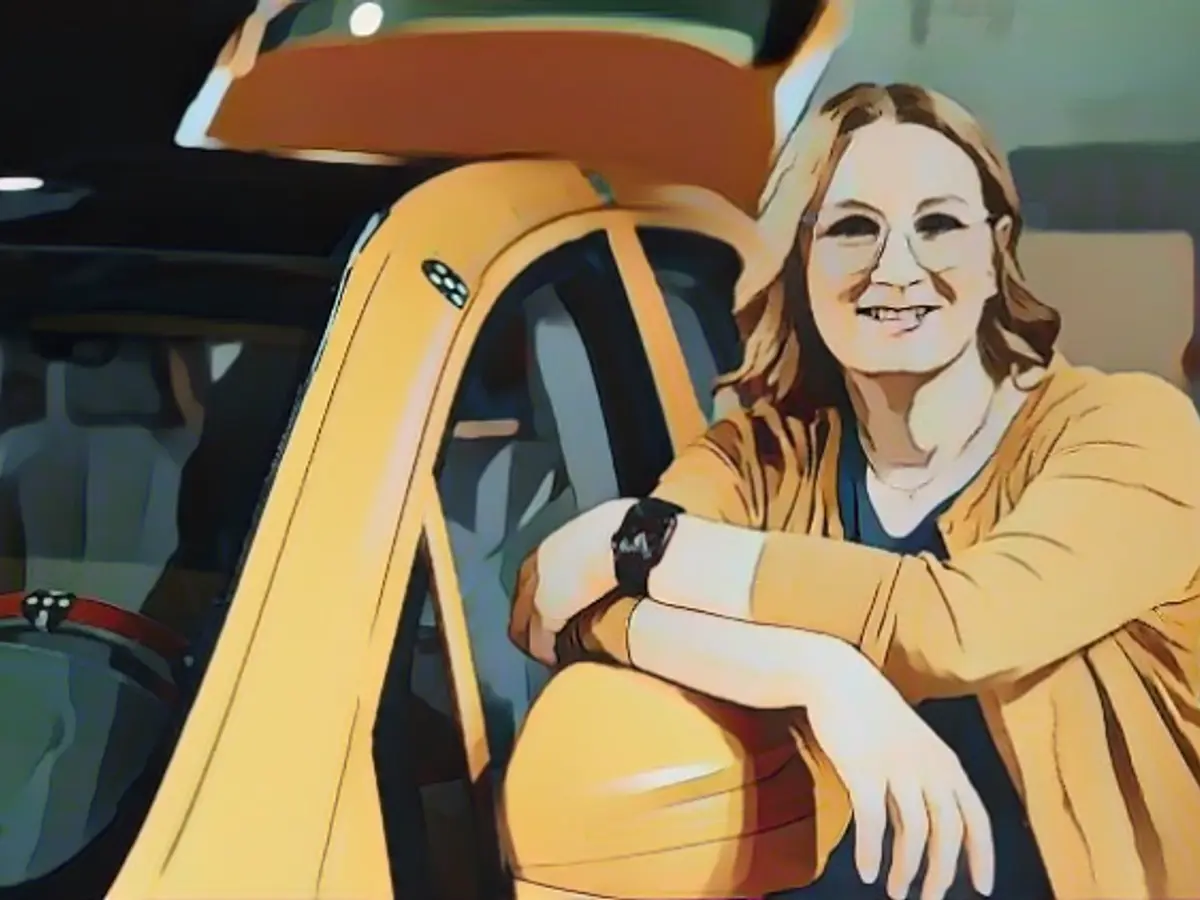 Julia Hinners is an engineer for passive vehicle safety at Mercedes.