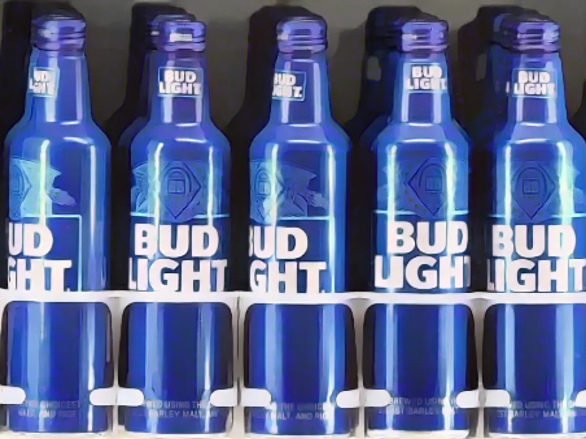У компании Bud Light был год, который нельзя забыть.