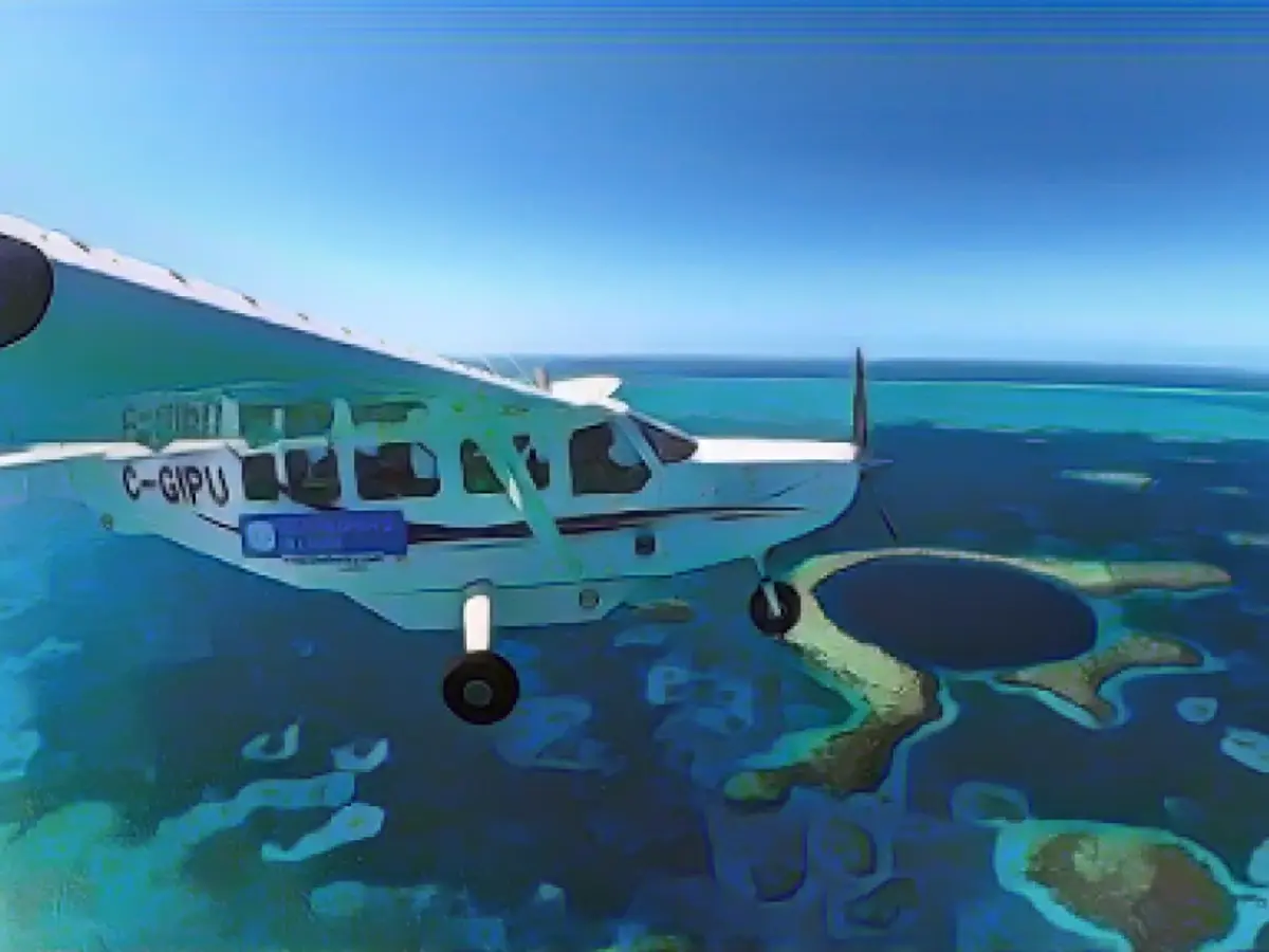 A família está a voar a bordo da sua Gippsaero GA8 AirVan, um avião moderno fabricado na Austrália, que adquiriram especificamente para esta expedição.