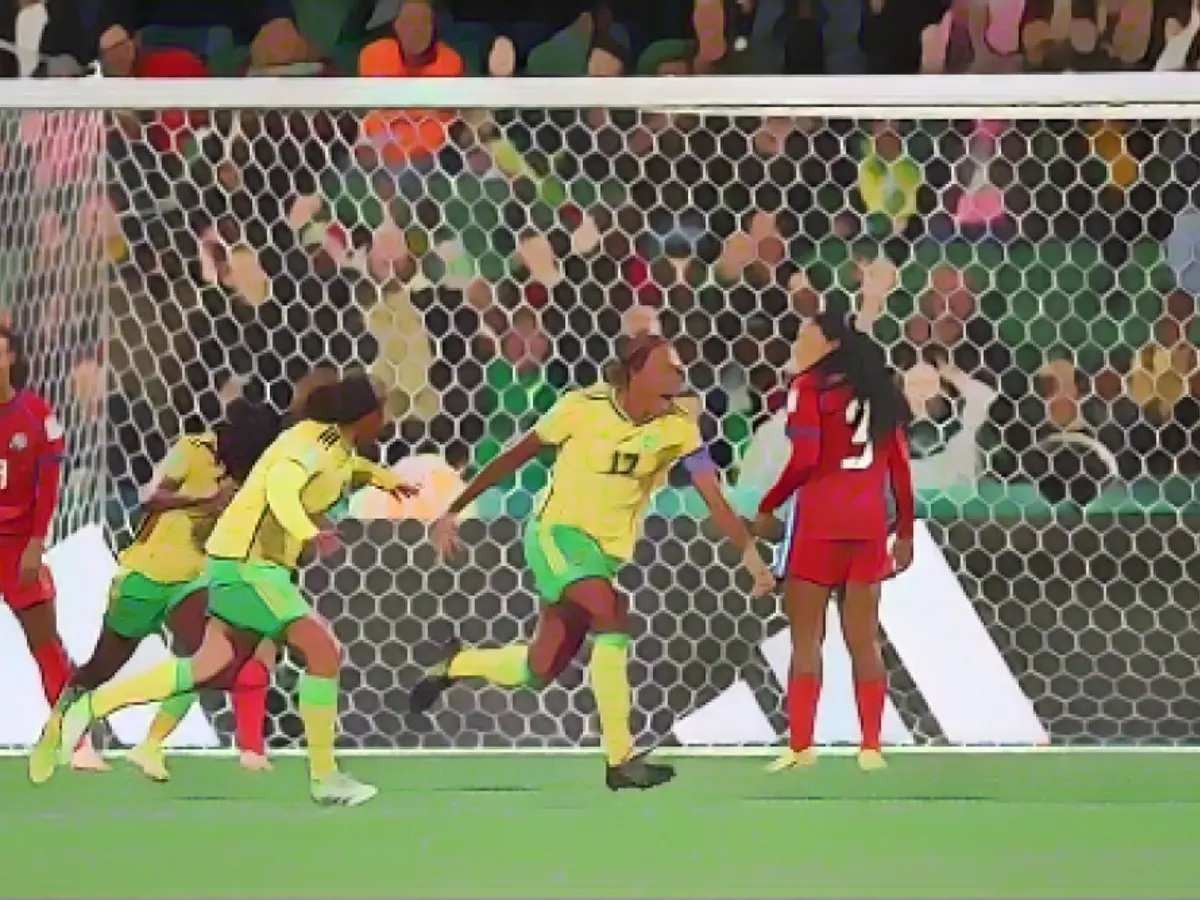 Jamaica și-a asigurat prima victorie la Cupa Mondială feminină.
