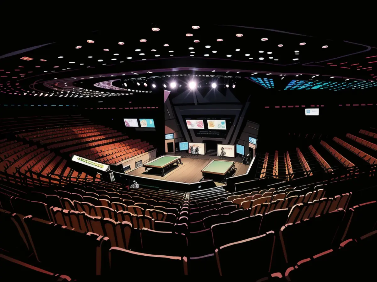 Das Crucible Theatre bietet 980 Plätze. Die Nachfrage nach Karten übersteigt jedes Jahr die Kapazität.