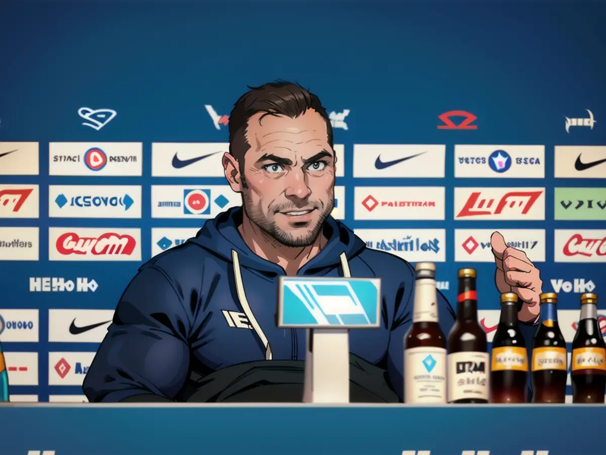 L'entraîneur du Hertha, Pal Dardai, n'a pas obtenu la promotion, mais il est satisfait et prendra...