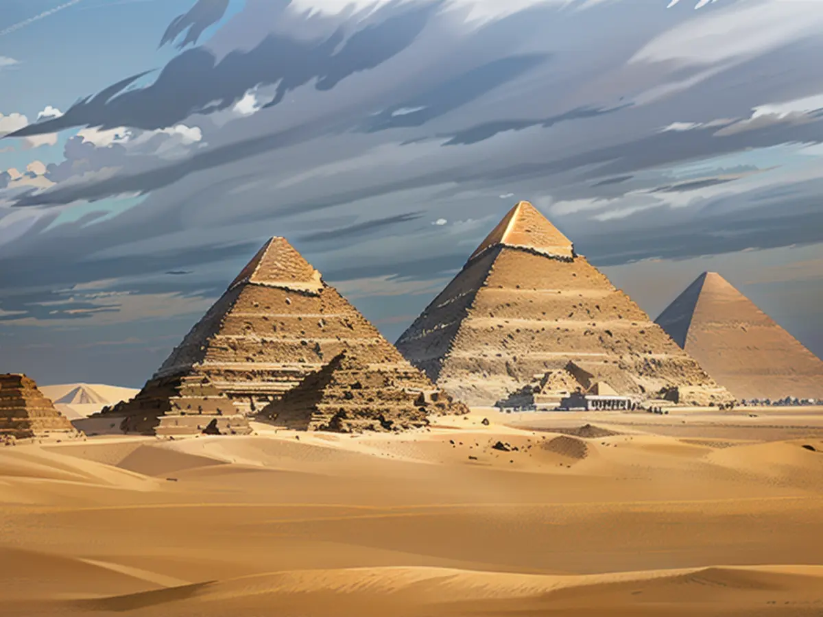 La pyramide de Khéops à Gizeh a été construite pour servir de tombeau au pharaon égyptien Khéops.