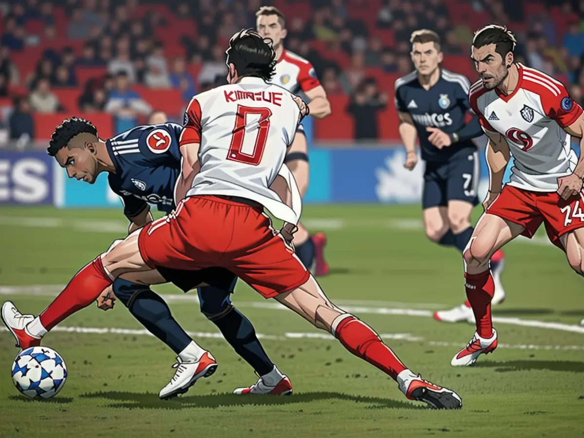 Minjae Kim in a duel with Real's Rodrygo in the Champions League semi-final first leg