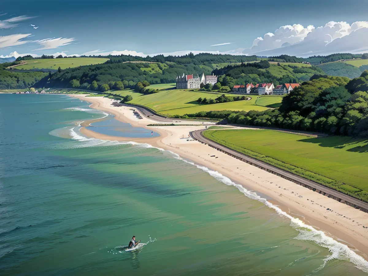 Nur eine gute halbe Autostunde von Belfast entfernt: wunderschöne Strandabschnitte wie hier „Helen’s Bay“