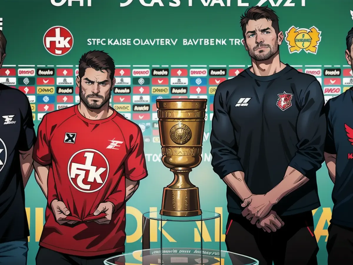 L'entraîneur de Kaiserslautern, Friedhelm Funkel (à gauche), et celui de Leverkusen, Xabi Alonso (à...