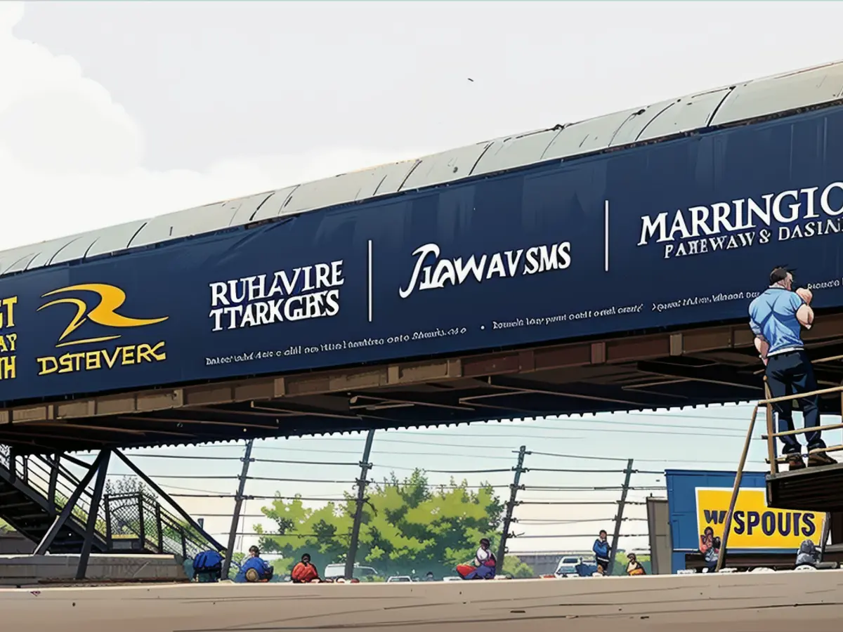 L'enseigne BetRivers est visible au-dessus du Dover International Speedway en avril 2024. BetRivers...