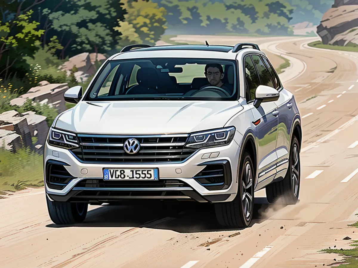 VW Touareg with V6 diesel engines with 231 to 286 hp can already fill up with the new eco-diesel today