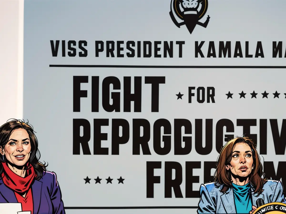 Vice-présidente américaine Kamala Harris (d.) et la gouverneur de Michigan Gretchen Whitmer (g.) à une manifestationintitulée « Lutter pour les libertés reproductives » au printemps de 2024.