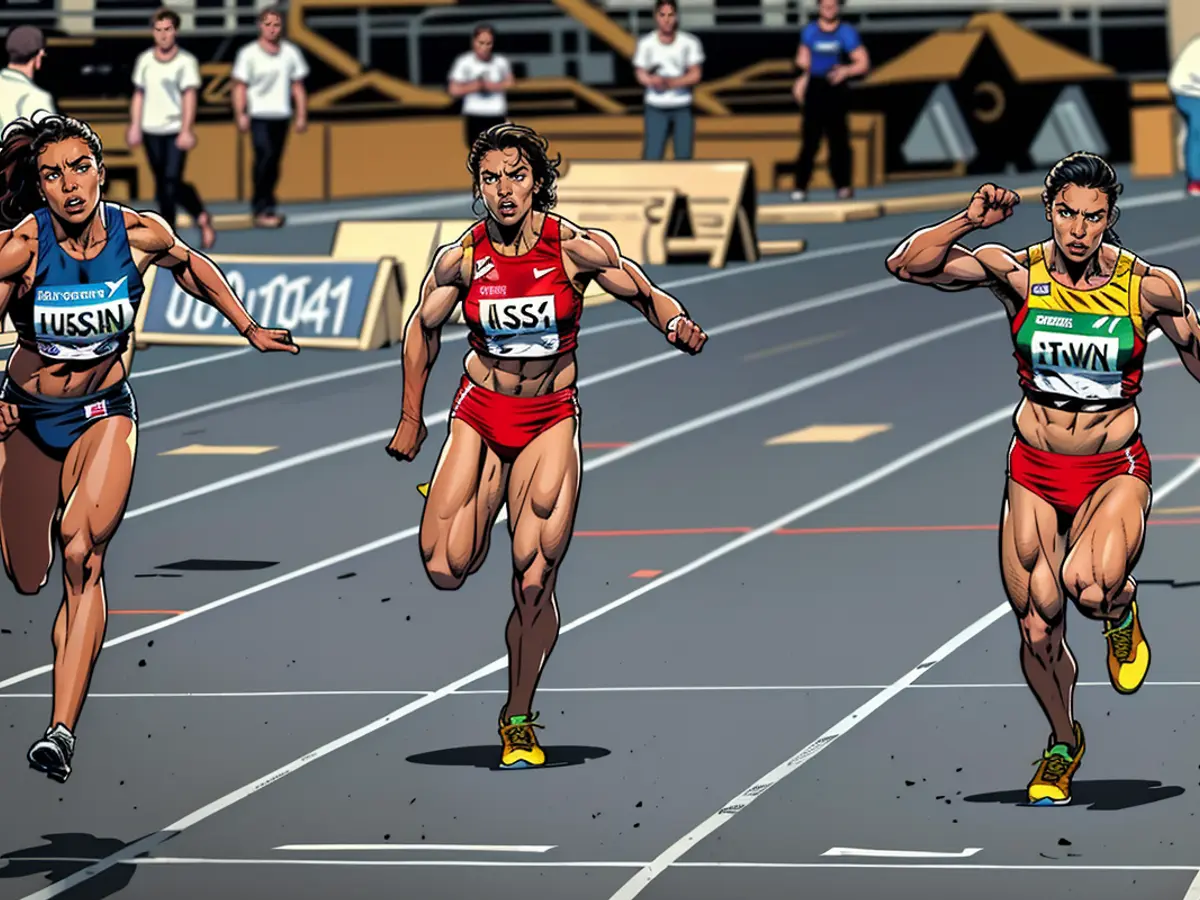 Corredora suiza Mujinga Kambundji mostrada en una carrera de 100m preparatoria de las Olimpiadas para las mujeres entreItalia's Zaynab Dosso y Ewa Swoboda de Polonia el 8 de julio de 2024 en París, Francia.