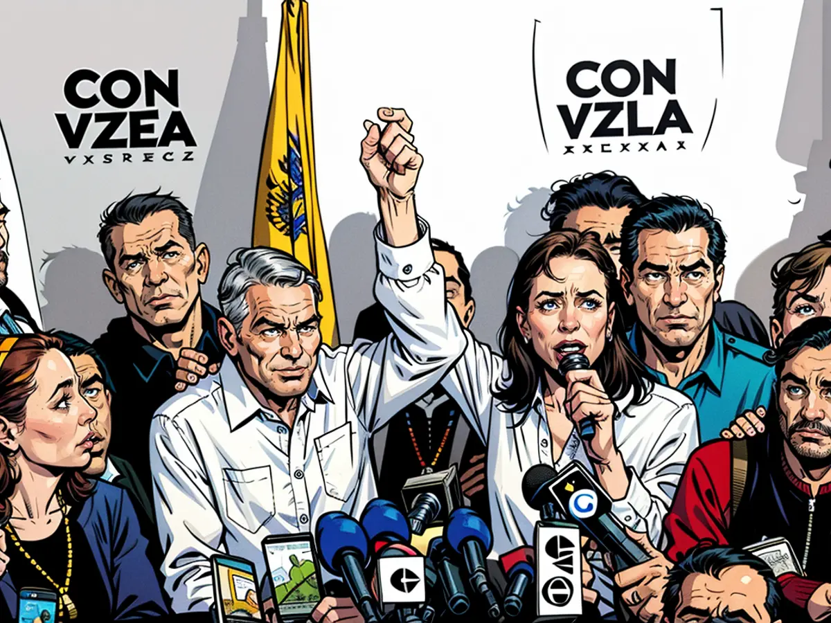  Gegenfü̈hrerin Maria Corina Machado (rechts) und präsidientlicher Kandidat Edmundo Gonzalez (links) halten eine Pressekonferenz nach der Niederlage von Nicolás Maduro bei der Wahl in Caracas, Venezuela am 29. Juli 2024.