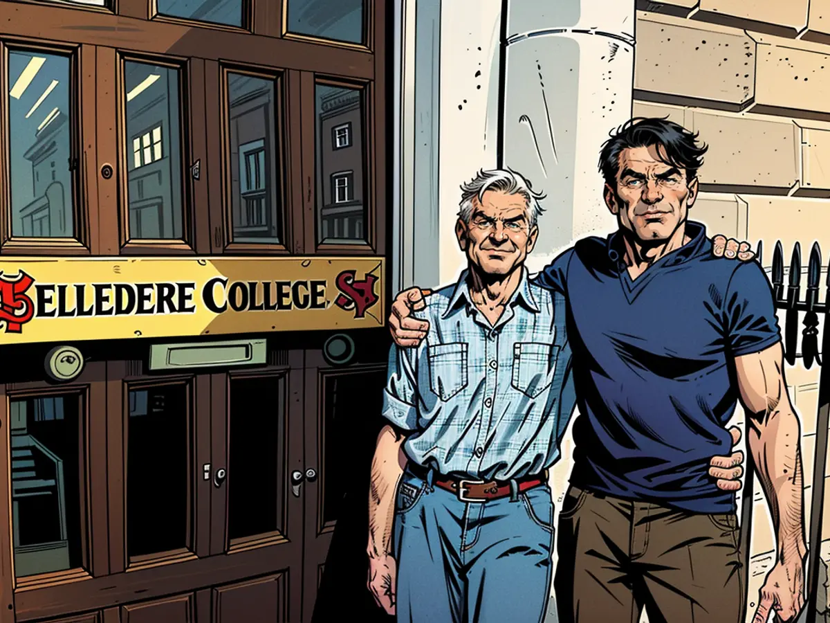 John Portmann com seu parceiro Dan na frente do Colégio Belvedere, uma escola católica em Dublin onde seu avô biológico James lecionou Latim e Grego.