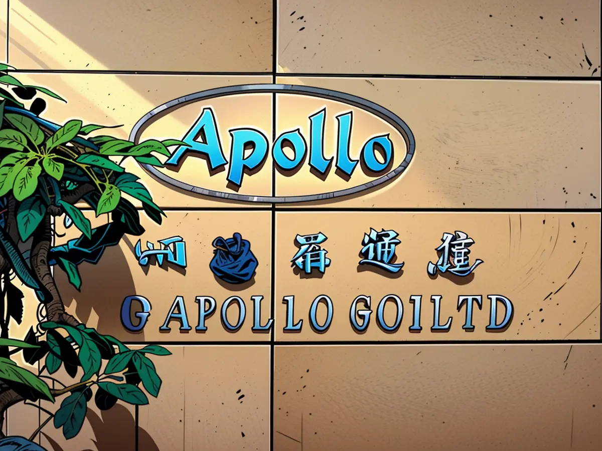 Símbolo dourado da empresa taiwanesa Gold Apollo fica visível antes de sua sede na Cidade Nova Taipé, em 18 de setembro de 2024.