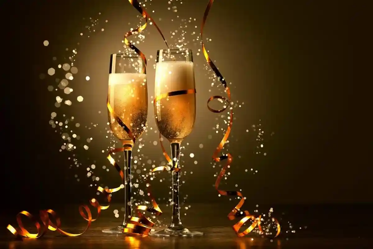 Какой же Новый год без шампанского?
